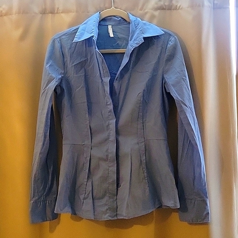Blue button-down shirt, Brand Imperial, Size M.